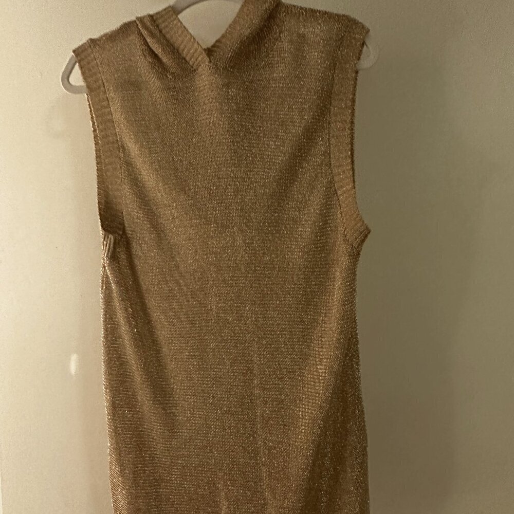 Zara - Vest with hoddie - Gold